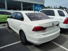 Volkswagen Santana 1.5L Automatic Fashion Edition - ფოტო 5