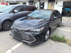 Toyota Avalon 2019 Hybrid 2.5L Luxury National VI - ფოტო 1