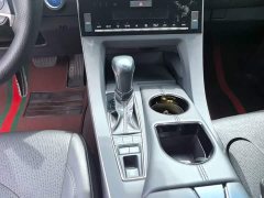 Toyota Avalon 2019 Hybrid 2.5L Luxury National VI - ფოტო 14
