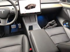 Tesla Model Y Long Range All-Wheel Drive - ფოტო 14