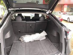 Tesla Model Y Long Range All-Wheel Drive - ფოტო 19