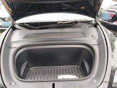 Tesla Model Y Long Range All-Wheel Drive - ფოტო 20