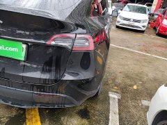 Tesla Model Y Long Range All-Wheel Drive - ფოტო 8