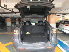 Tesla Model Y Long Range All-Wheel Drive - ფოტო 19