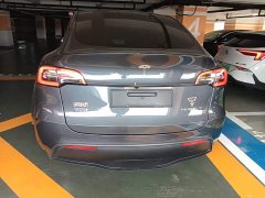 Tesla Model Y Long Range All-Wheel Drive - ფოტო 6