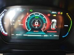 Yuehu 30.66kWh Two-Wheel Drive VIP Edition - ფოტო 12