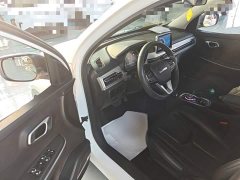 Yuehu 30.66kWh Two-Wheel Drive VIP Edition - ფოტო 16