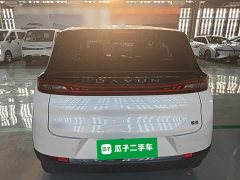Yuehu 30.66kWh Two-Wheel Drive VIP Edition - ფოტო 6