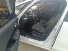 Honda Fit 1.5L CVT Trendy Sunroof Edition - ფოტო 16
