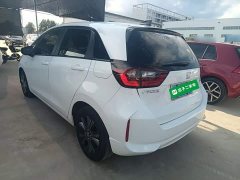Honda Fit 1.5L CVT Trendy Sunroof Edition - ფოტო 5