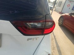 Honda Fit 1.5L CVT Trendy Sunroof Edition - ფოტო 8