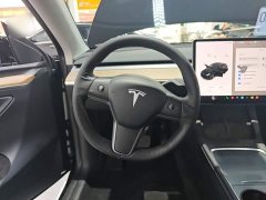 Tesla Model Y Standard Range RWD - ფოტო 11