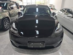 Tesla Model Y Standard Range RWD - ფოტო 3