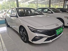 Hyundai Elantra 2023 1.5L CVT GLX Elite - ფოტო 4