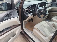 Buick GL8 Land Executive Cabin 652T Luxury - ფოტო 16