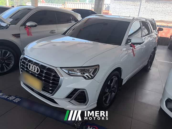 Audi Q3 35 TFSI Fashion Dynamic Edition (1.5T)