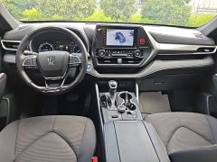 Toyota Crown Venza 2021 2.5L HEV FWD Base - ფოტო 10