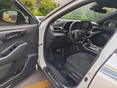 Toyota Crown Venza 2021 2.5L HEV FWD Base - ფოტო 16