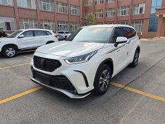 Toyota Crown Venza 2021 2.5L HEV FWD Base - ფოტო 2