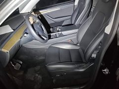 Tesla Model Y Rear-Wheel Drive - ფოტო 15