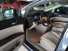 Buick GL8 Land Executive Cabin 652T Luxury - ფოტო 16