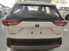 Toyota RAV4 2023 Hybrid 2.5L E-CVT FWD Elite Plus - ფოტო 6