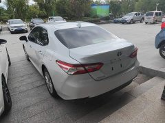 Toyota Camry 2021 Hybrid 2.5L HGVP Leading Edition - ფოტო 5