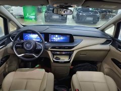 Buick GL8 New Energy Lusang Respect Edition - ფოტო 10