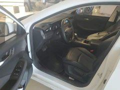 SAIC MG i5 2023 1.5L CVT Luxury - ფოტო 16