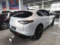 Alfa Romeo Stelvio 2.0T 280HP Competizione - ფოტო 7