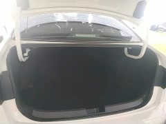 Volkswagen Sagitar 200TSI DSG Feiyue Edition - ფოტო 19