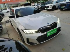 BMW 3 Series 330i M Sport Night Edition Package - ფოტო 4
