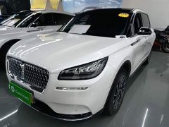 Lincoln Explorer 2.0T Two-Wheel Drive Premium - ფოტო 1