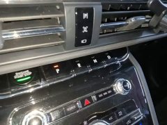 Lincoln Explorer 2.0T Two-Wheel Drive Premium - ფოტო 10