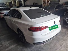 Volkswagen Bora 2023 300TSI DSG Respect Edition - ფოტო 5