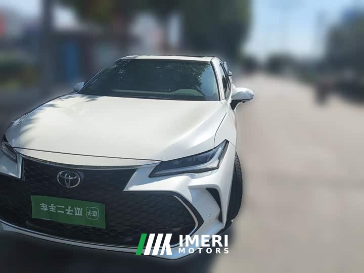 Toyota Avalon 2.5L Luxury - ავტომობილი ჩინეთიდან