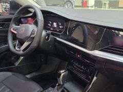 Volkswagen Passat Outstanding Edition 380TSI Starry Sky Dragon Ascendant Version - ფოტო 20