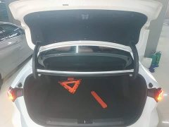 Geely Galaxy L6 EM-i 60km Explorer Edition - ფოტო 19