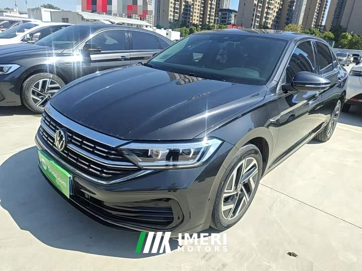 Volkswagen Sagitar 300TSI DSG Excellence Edition - ავტომობილი ჩინეთიდან