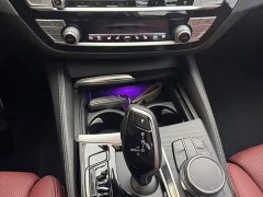 BMW 5 Series 530Li Luxury M Sport Package - ფოტო 6