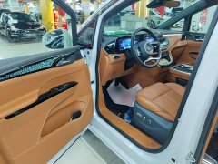 Buick GL8 New Energy Lusang Smart Comfort Edition - ფოტო 16