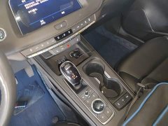 Cadillac XT4 28T FWD Luxury - ფოტო 14