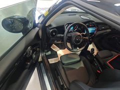 BMW MINI 2023 Facelift 1.5T COOPER Artist - ფოტო 16