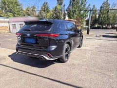Toyota Crown Venza 2.5L HEV AWD Premium - ფოტო 10