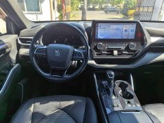 Toyota Crown Venza 2.5L HEV AWD Premium - ფოტო 14