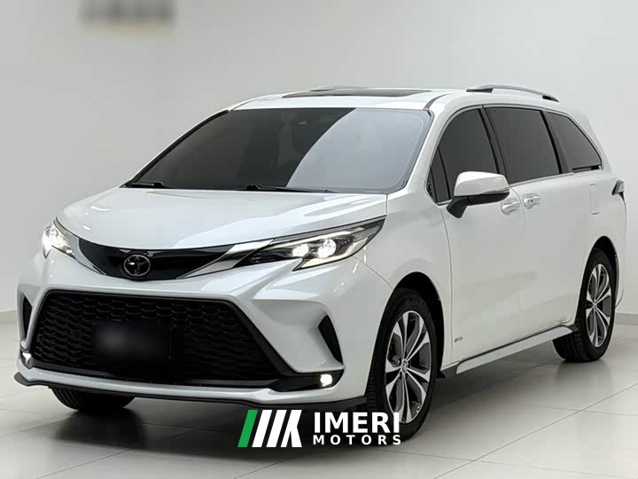 Toyota Gravia 2.5L Hybrid Comfort Edition