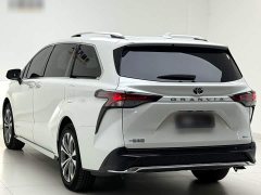 Toyota Gravia 2.5L Hybrid Comfort Edition - ფოტო 16