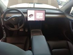 Tesla Model Y Standard Range RWD - ფოტო 10