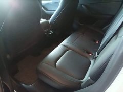 Tesla Model Y Standard Range RWD - ფოტო 17