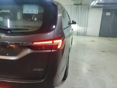 Buick GL8 Land Business Class Comfort Edition - ფოტო 8